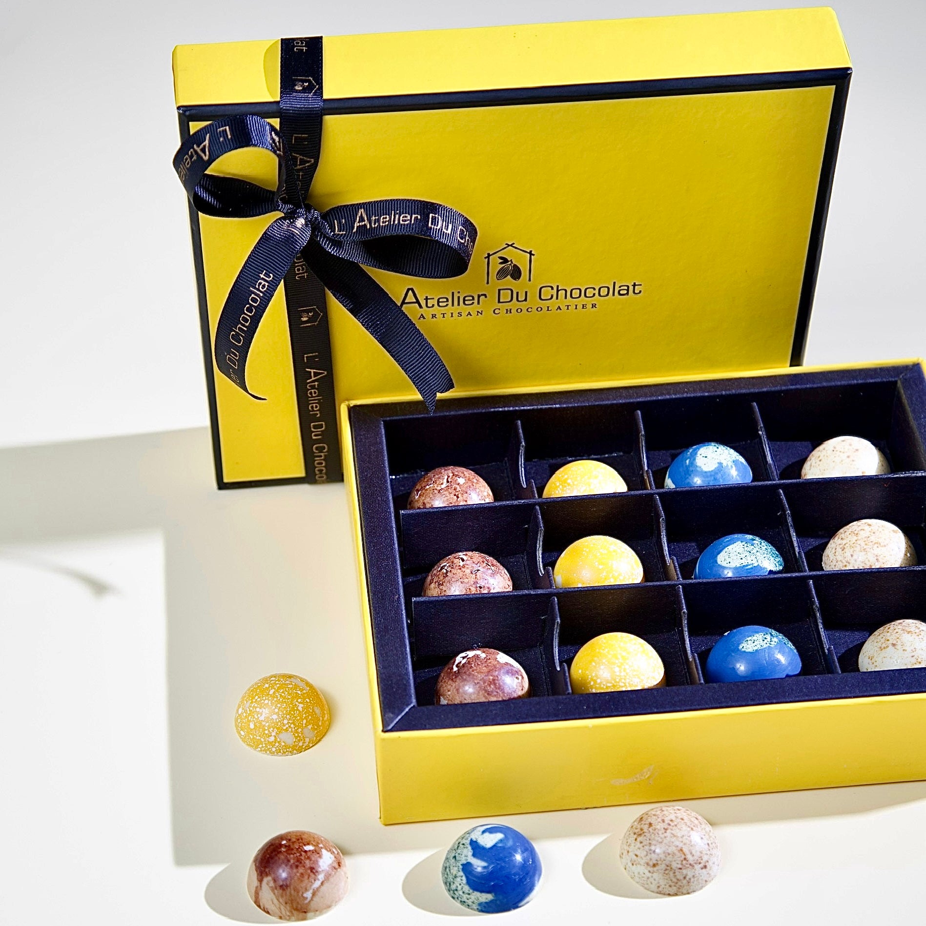 Signature Set Box Of 12