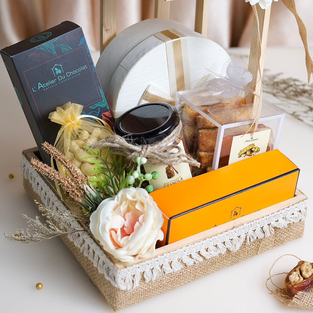 The Luxury Treat Crate