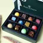 Maison Mix 12 bonbon assortment Mumbai designed for luxury gifting with artisanal chocolates and elegance