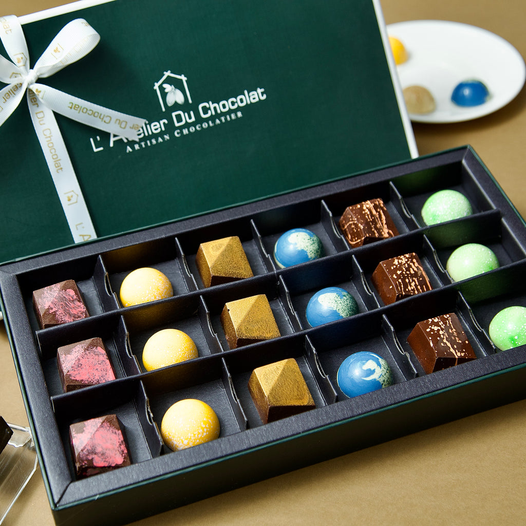 Signature assortment of 18 chocolates Mumbai designed for luxury gifting with artisanal quality and elegance