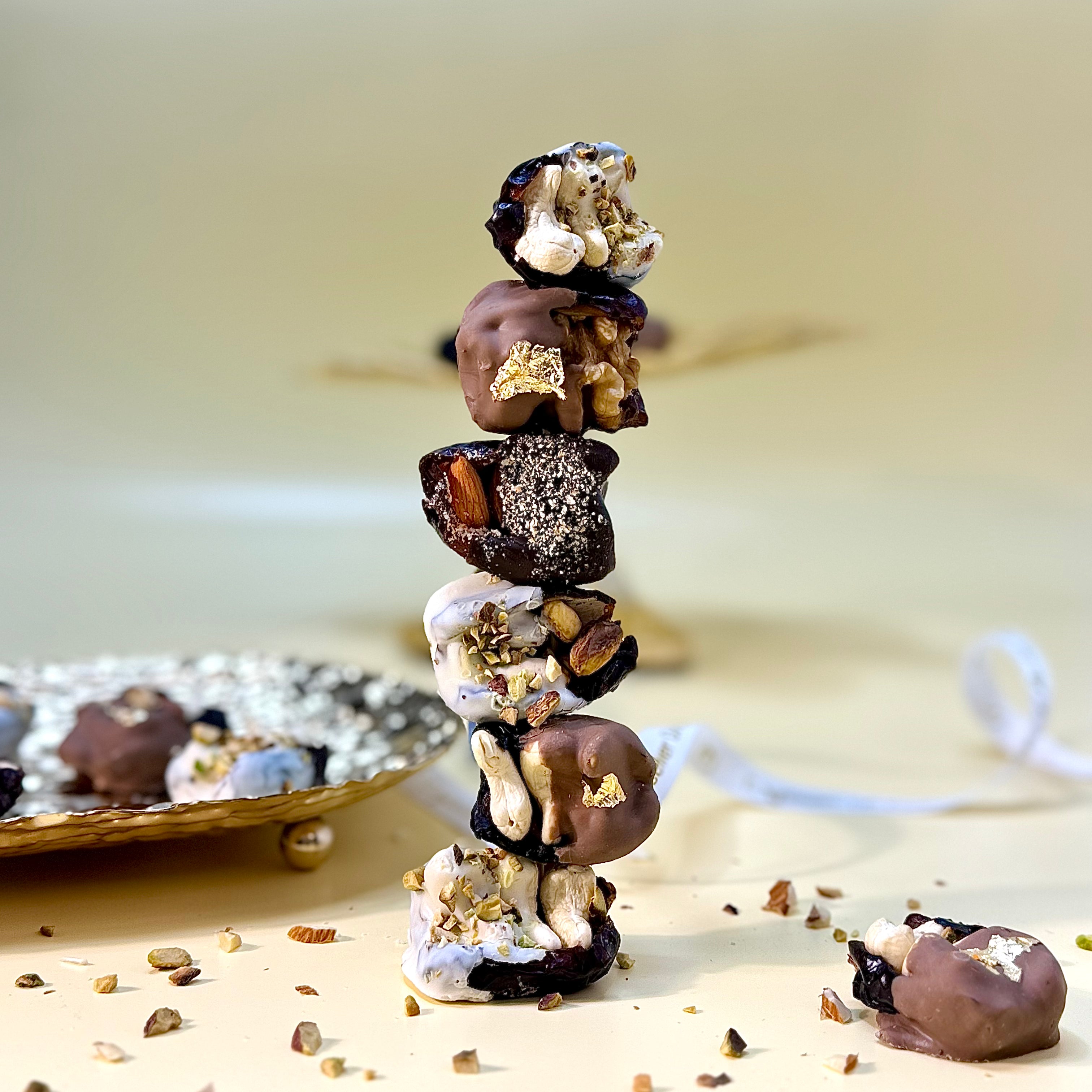Semi dipped stuffed dates Mumbai with premium fillings and chocolate coating for luxury gifting and indulgence